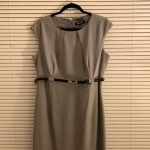 Chic Ellen Tracy Dress